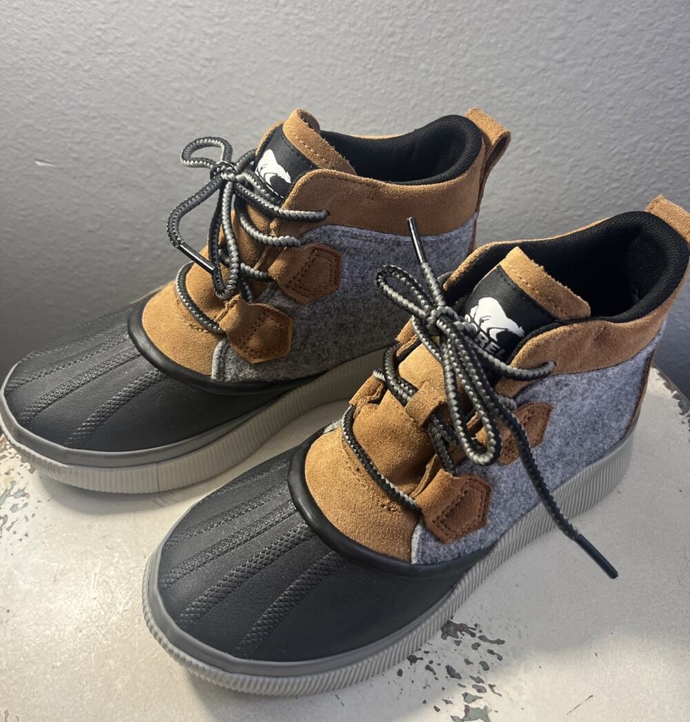 Sorel Out N About III Classic Boots Women's Camel Brown Waterproof Outdoor - 7.5